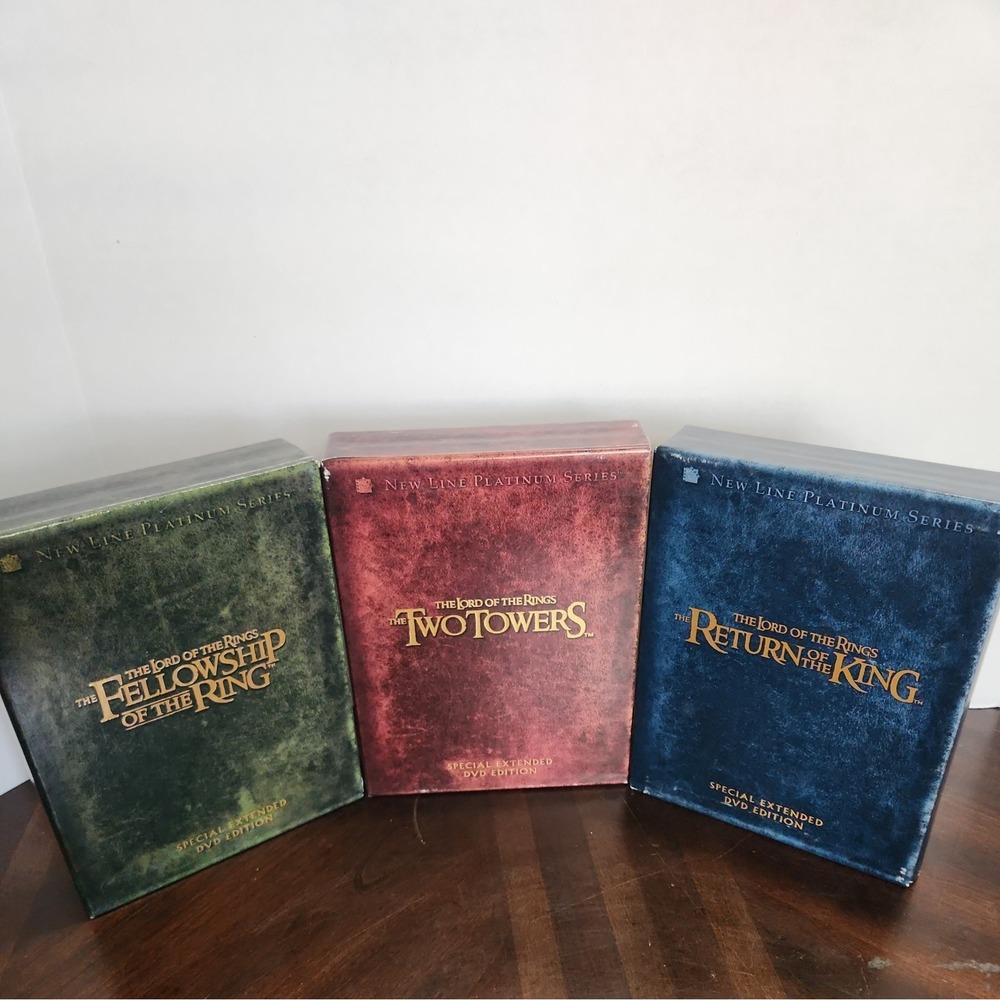 The Lord of the Rings Trilogy Special Extended Edition 12-DVD Set - Complete